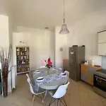 Villa Aretousa *