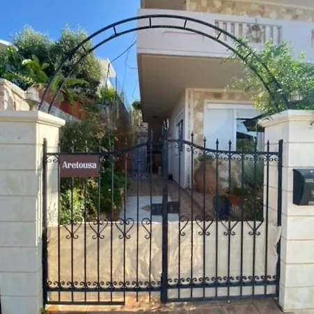 Villa Aretousa