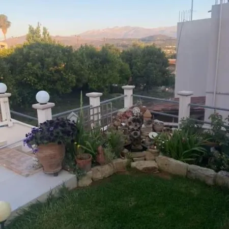 Villa Aretousa *